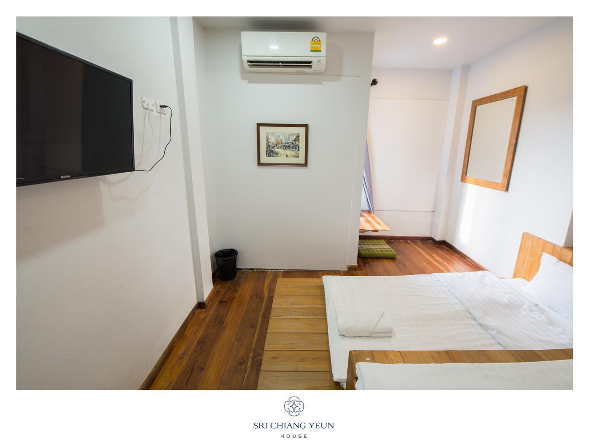 Sri Chiang Yeun House Hotel Chiang Mai Exterior photo