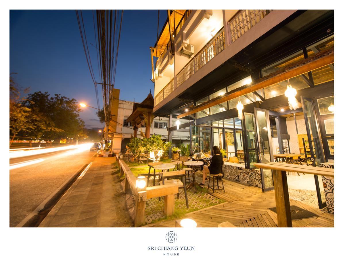 Sri Chiang Yeun House Hotel Chiang Mai Exterior photo