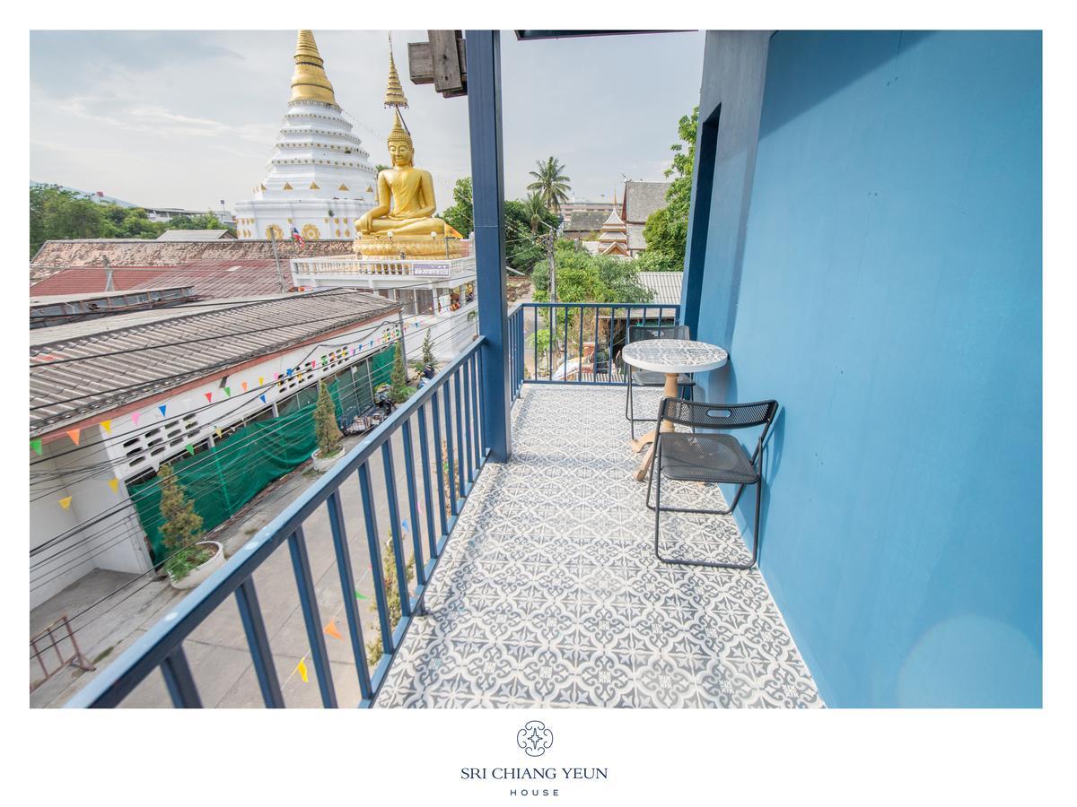 Sri Chiang Yeun House Hotel Chiang Mai Exterior photo