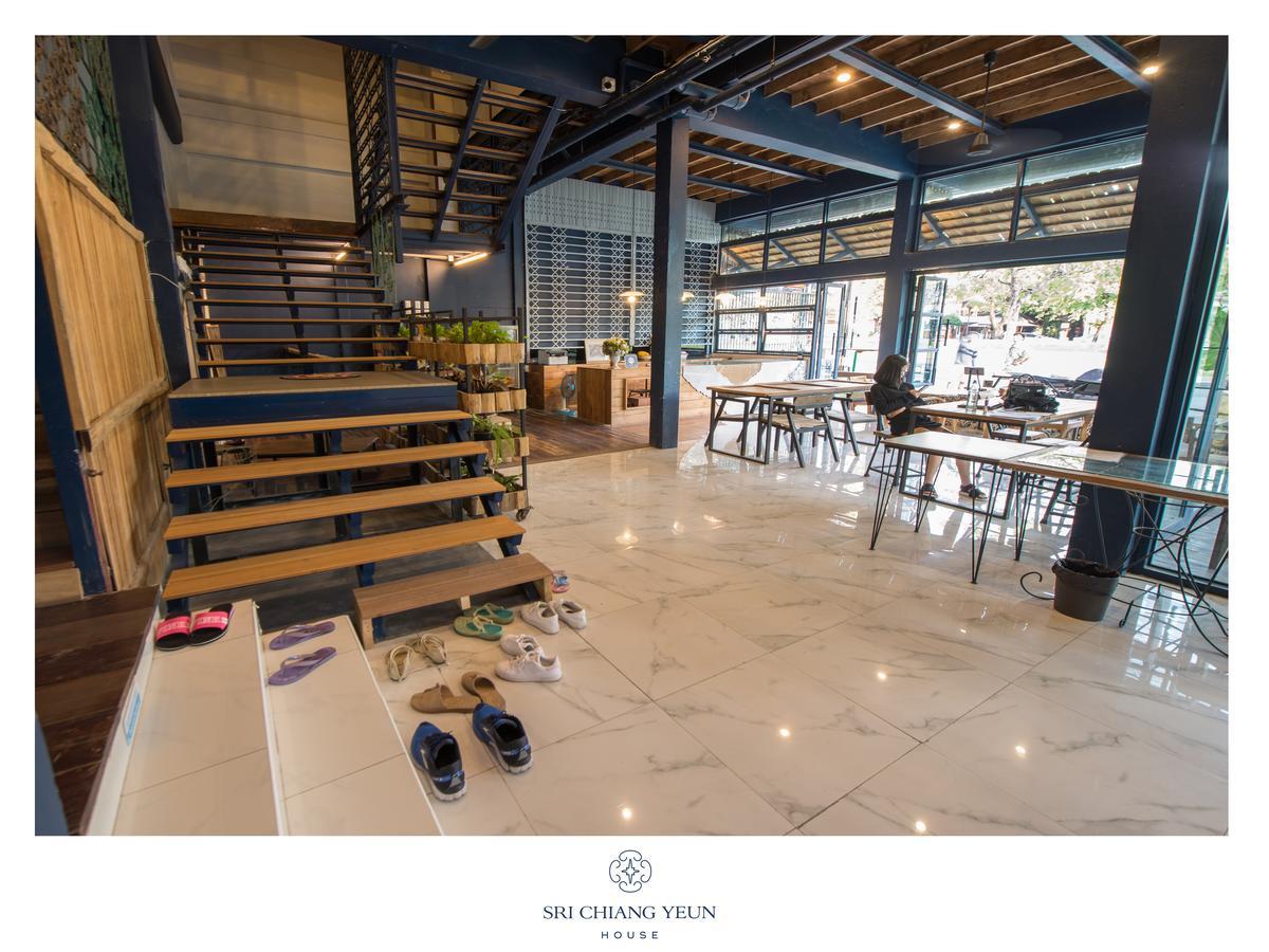 Sri Chiang Yeun House Hotel Chiang Mai Exterior photo
