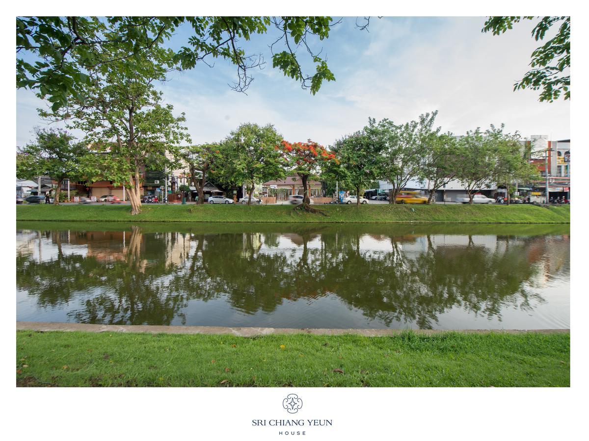 Sri Chiang Yeun House Hotel Chiang Mai Exterior photo
