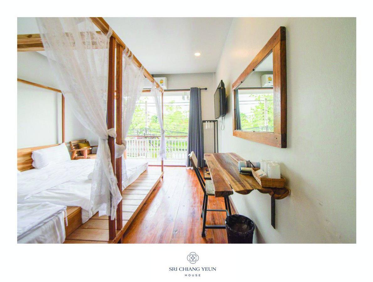 Sri Chiang Yeun House Hotel Chiang Mai Exterior photo