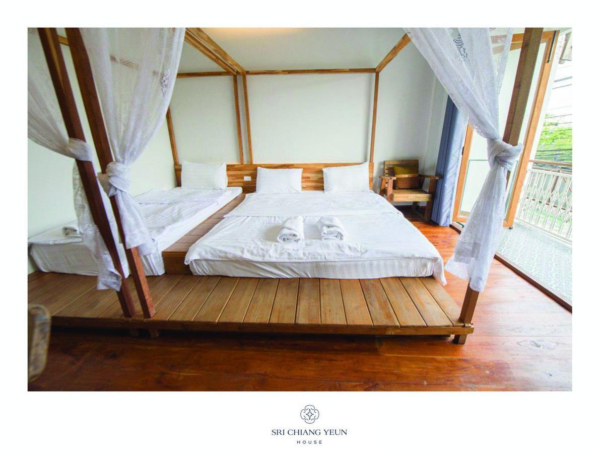 Sri Chiang Yeun House Hotel Chiang Mai Exterior photo