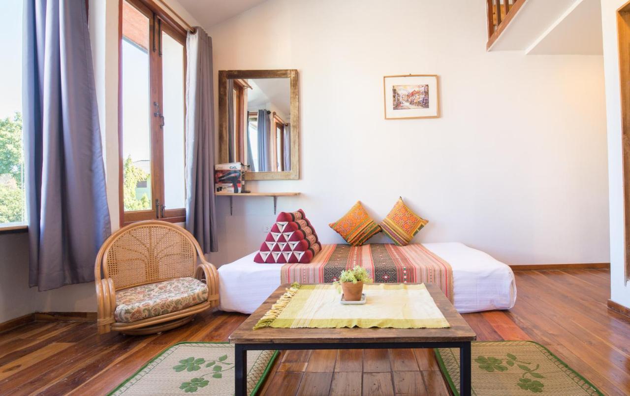 Sri Chiang Yeun House Hotel Chiang Mai Exterior photo