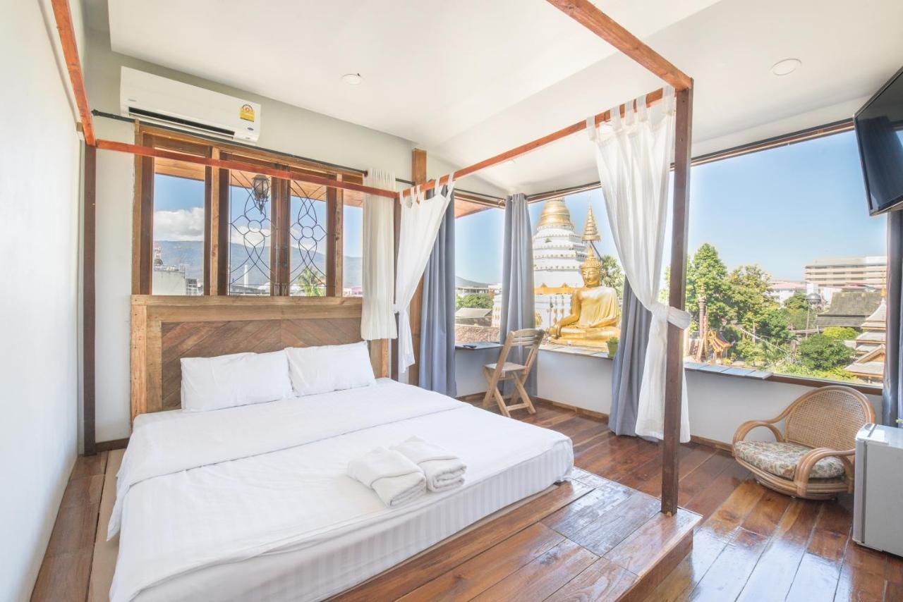 Sri Chiang Yeun House Hotel Chiang Mai Exterior photo
